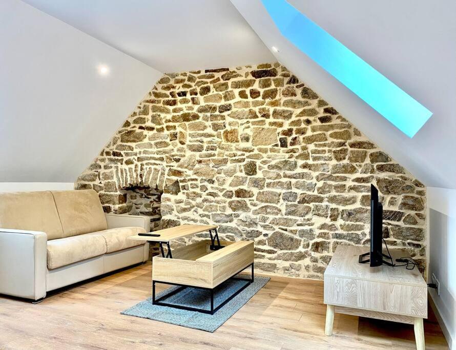 Appartement Renove Proche Gare カンペール エクステリア 写真