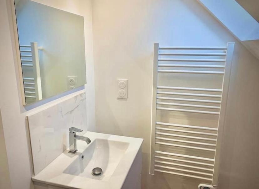 Appartement Renove Proche Gare カンペール エクステリア 写真